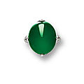 Fine jadeite and diamond ring