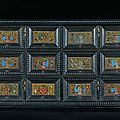 Cabinet orné de profils des douze césars en verre églomisé, attribué à vittorio billa, dit v.b.l. naples, milieu du xviie siècle