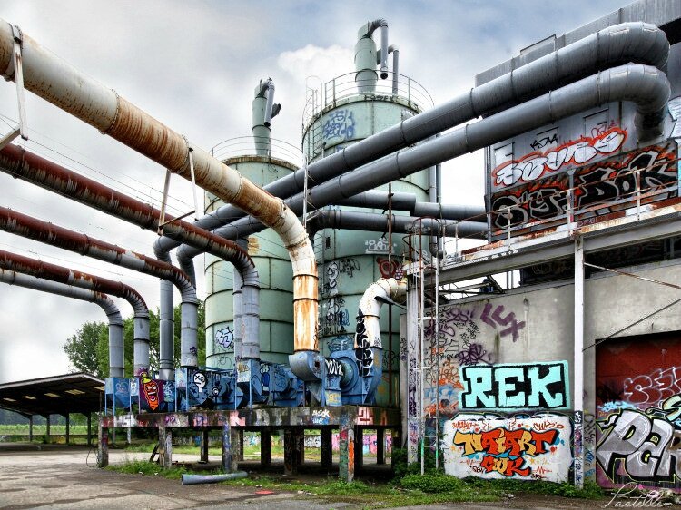 Usine dehors h_13 18 05_2791