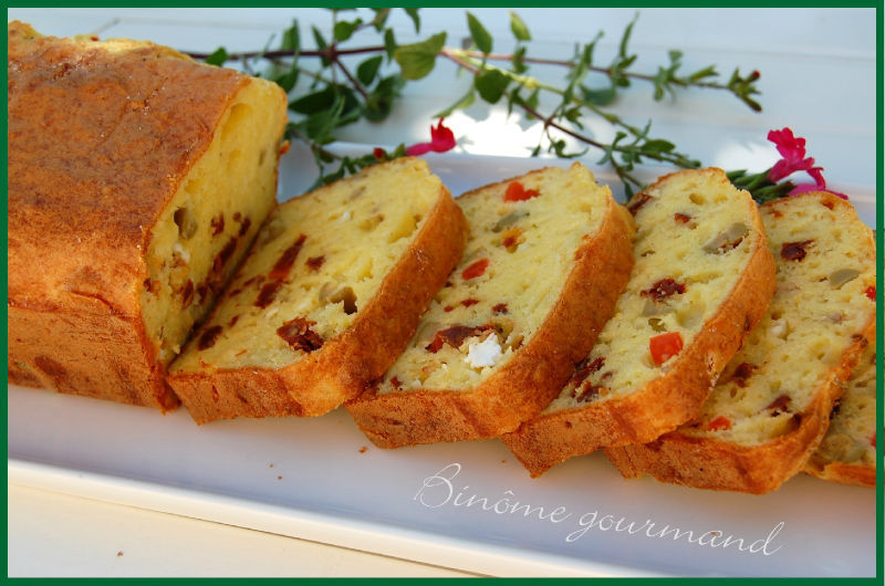Cake Au Fromage Olives Et Tomates Sechees Binome Gourmand