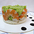 Charlotte de crevettes à l'avocat et au pamplemousse
