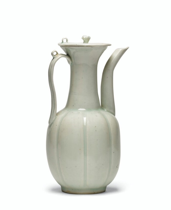 A Qingbai ewer and cover, Song dynasty (960-1127)