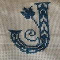 J, par Denise