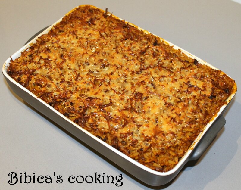 Gratin de pâtes grecques au haché de bœuf & poivrons rôtis