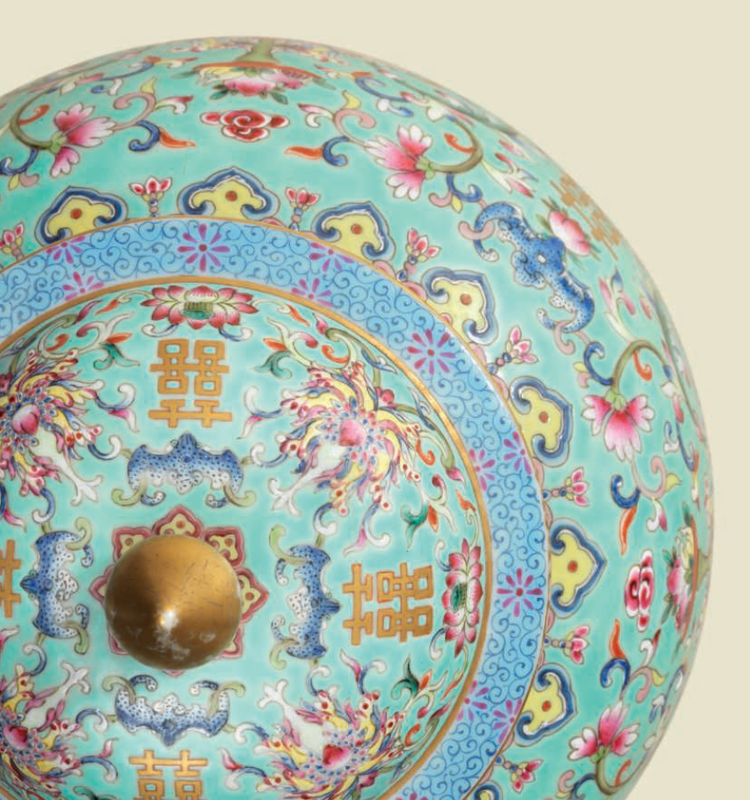 An impressive finely painted famille rose turquoise-ground 'Lotus' ovoid jar and cover, Daoguang six-character seal mark in iron-red and of the period (1821-1850) 2