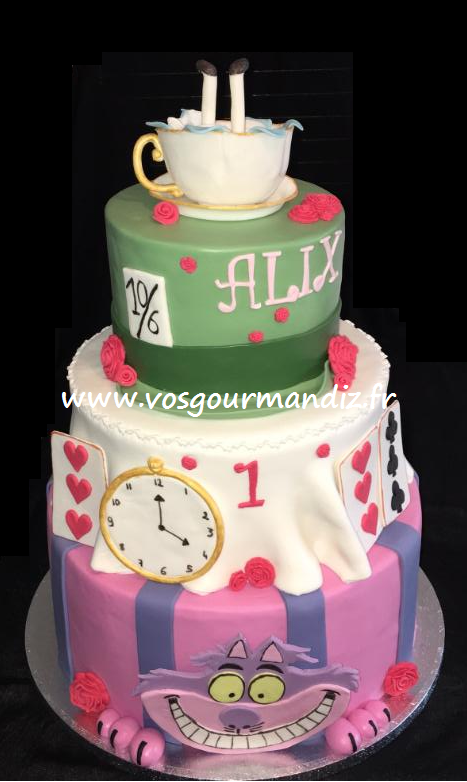 Gateau Alice Aux Pays Des Merveilles Vos Gourmandiz Gateau Alice Aux Pays Des Merveilles Vos Gourmandiz