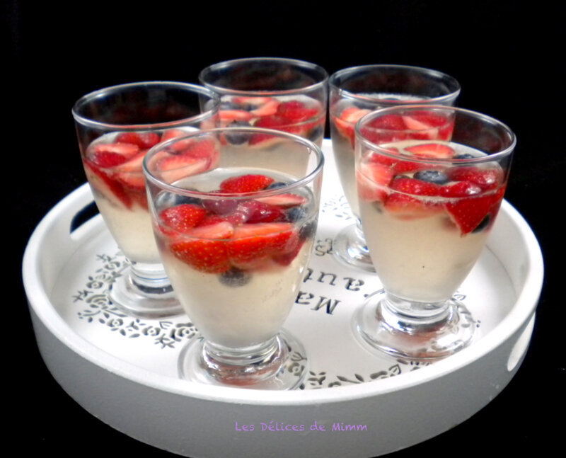 Sangria blanche aux fruits rouges 2
