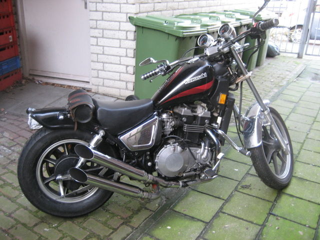 KAWASAKI 454 LTD