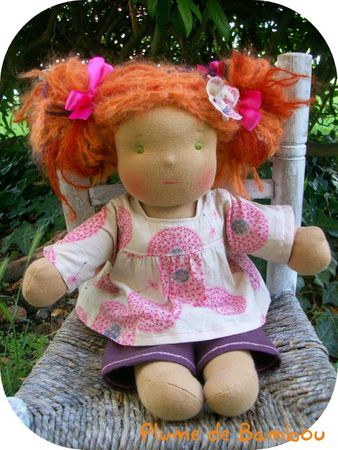 Lila avec une autre coiffure