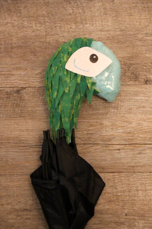 DIY_mary_poppins_umbrella_parrot