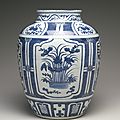 A large blue and white jar, ming dynasty, wanli period 