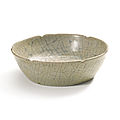 A rare Guan-type lobed washer, Ming dynasty