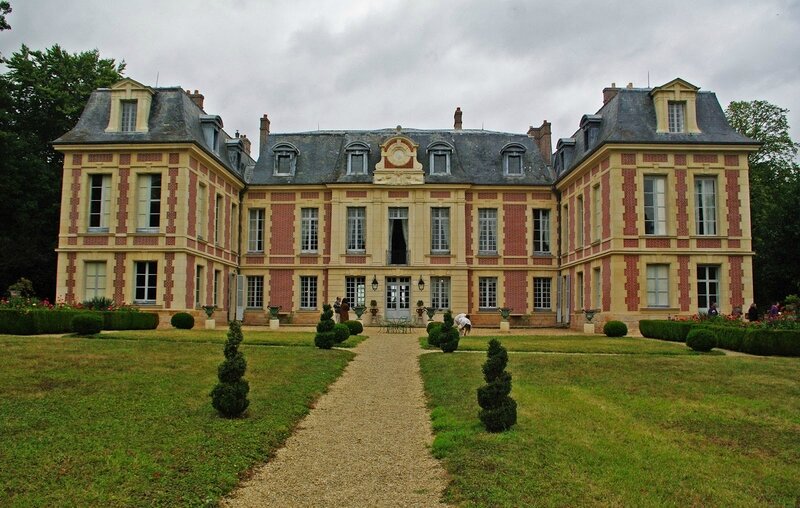 yves lecoq une des chateaux