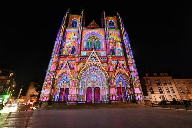081ee21a85f0d02e59626f333ecddeb2-spectacle-de-noel-l-ame-slave-enveloppe-nantes-pour-huit-soirees_1