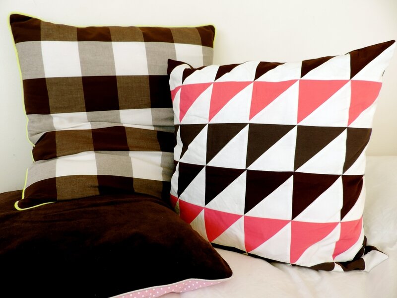 Coussin triangle 1