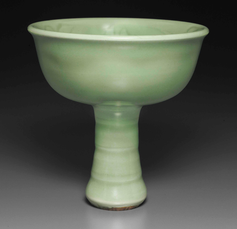 A Longquan celadon stem bowl, Ming dynasty (1368-1644)