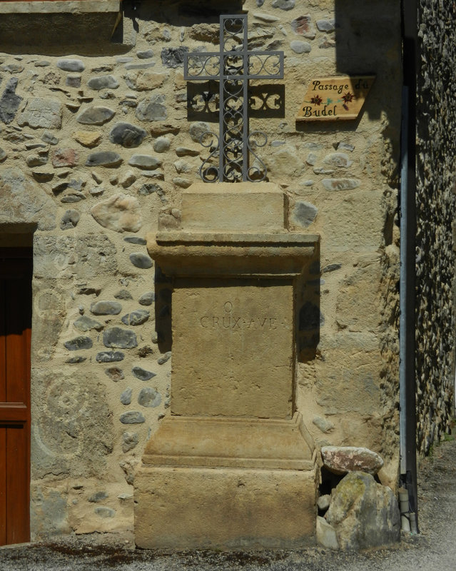 && Sainte Eulalie d'Olt (34)