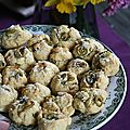 Cookies aux pignons et olives vertes à la fleur de sel