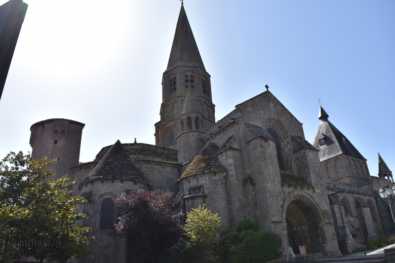 Le Dorat, capitale de la Basse Marche des comtes de la Marche - l'église collégiale Saint-Pierre-aux-Liens (1)
