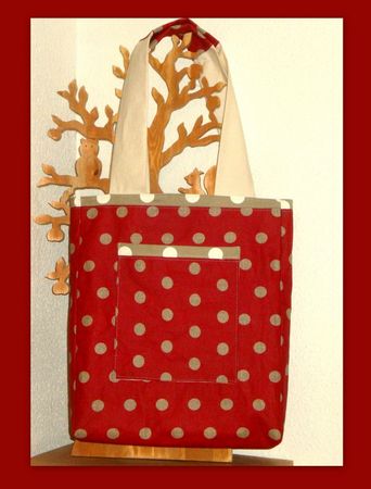 cabas_rouge_pois_gris_et_accessoires_Janv_2012