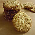 Cookies croustillants aux flocons d'avoine & chocolat blanc