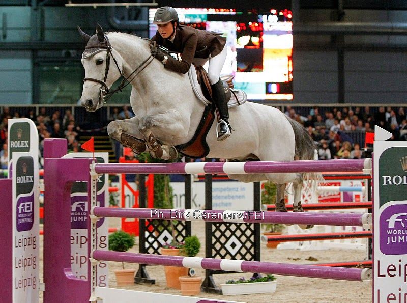 Penelope Leprevost Et Mylord Carthago Hn Photo De Couples De Legende En Cso Passion Equitation