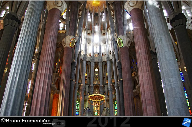 Sagrada interior 800 c