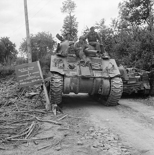 Sherman_tank_of_29th_Armoured_Brigade,_11th_Armoured_Division,_in_Normandy,_11_July_1944__B6980