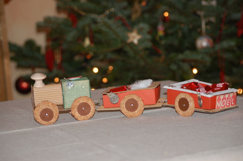 Petit Train de Noel.... - Le Scrap Douceur d'Anne-So! Petit Train de Noel.... - Le Scrap Douceur d'Anne-So!