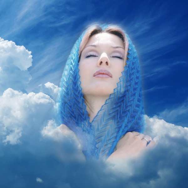 Dans le ciel bleu azur