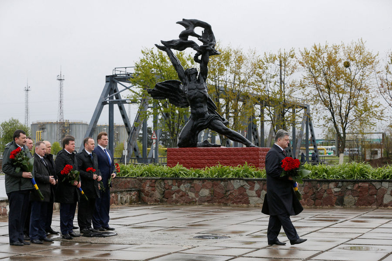 Une-commemoration-a-eu-lieu-a-Kiev-en-Ukraine-le-26-avril-2016-30-ans-apres-la-catastrophe-nucleaire-de-Tcher
