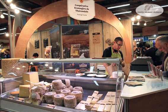 SALON_REGAL_stand_COOPERATIVE_FROMAGERE_DE_THERONDELS