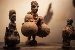 
le vodou
21 nations vaudou
vaudou danger
c'est quoi le vaudou
vaudou bénin
symbole vaudou
vaudou africain
sorcier vaudou célèbre