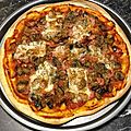 Pizza jambon, poêlée de champignons-oignon-courgette st moret