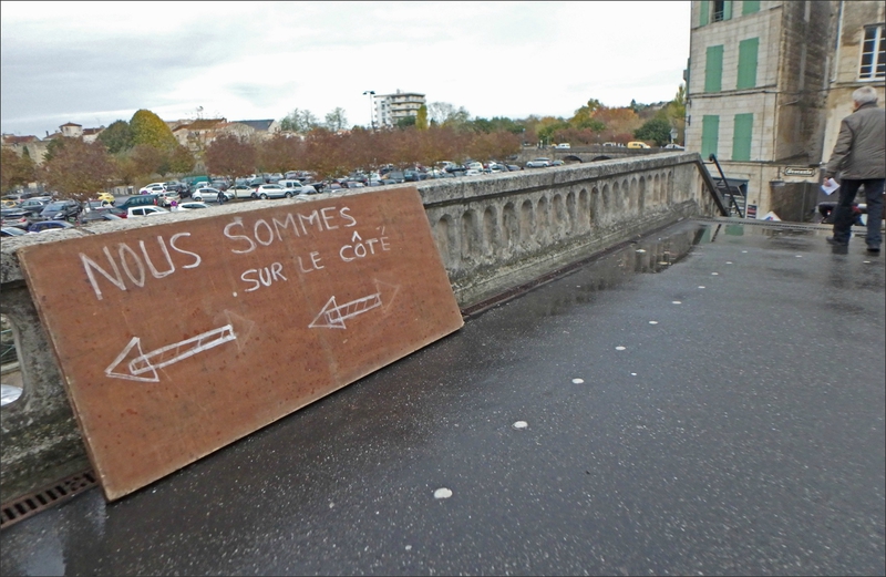 ville pannneau côté passant 111116