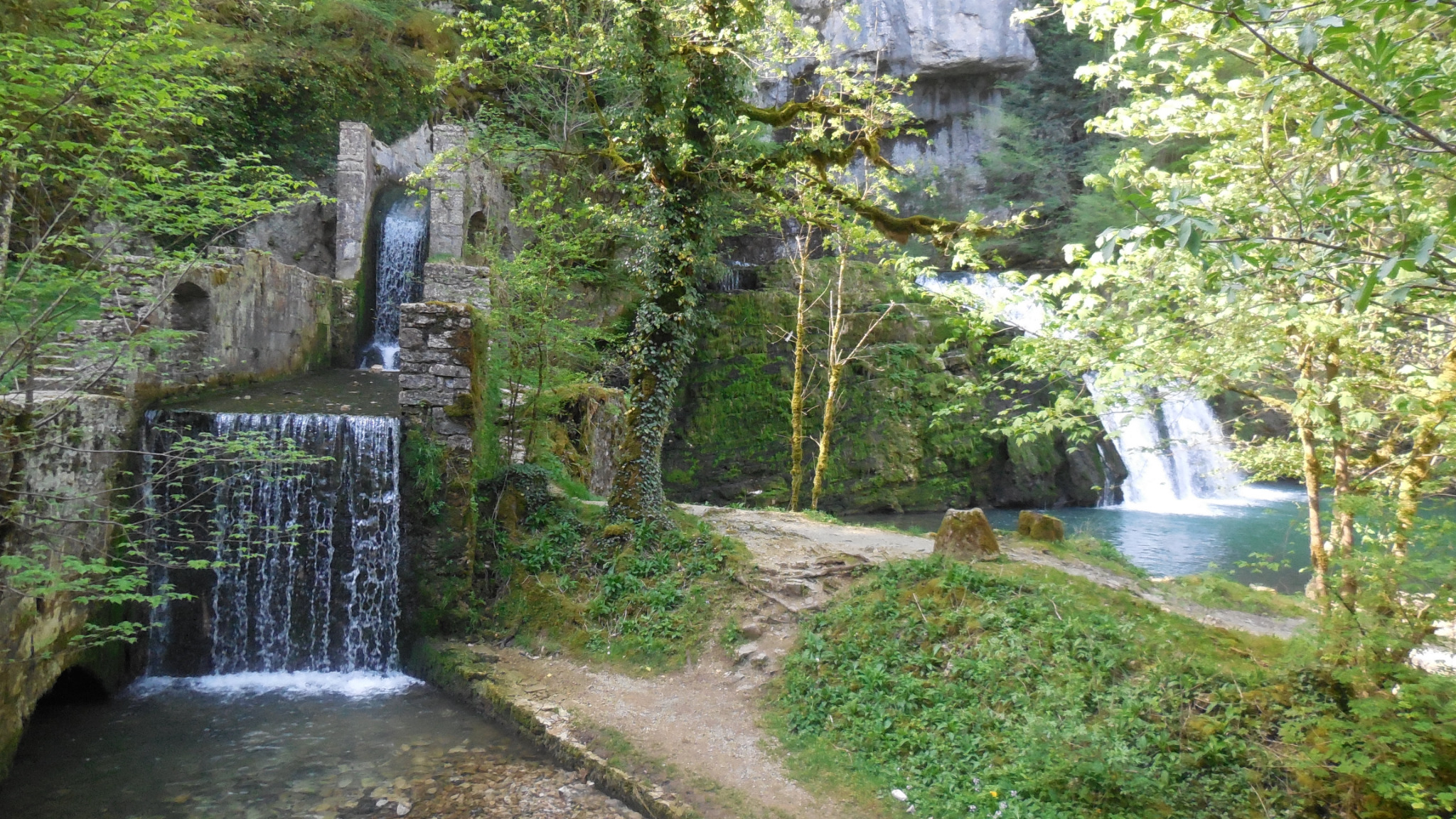 Source Du Lizon A Salins Les Bains Dimanche 22 Avril 18 Randos Plaisir