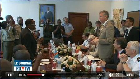 Polemique_Peter_De_Crem_invite_les_soldats_congolais___d_filer_le_21_juillet_2010