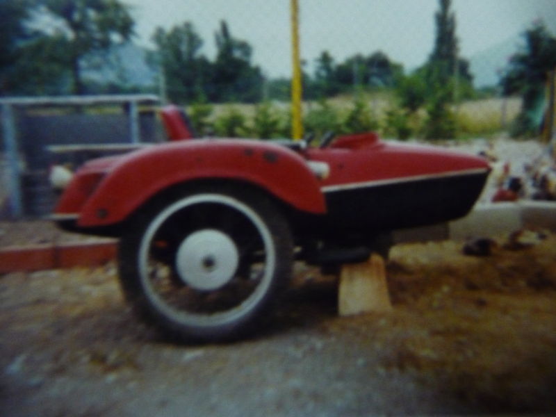 Side-Car JUPITER 350 Type IJ3 cadre nÂ°46331 du 16.03.1976 - pays RUSSIE