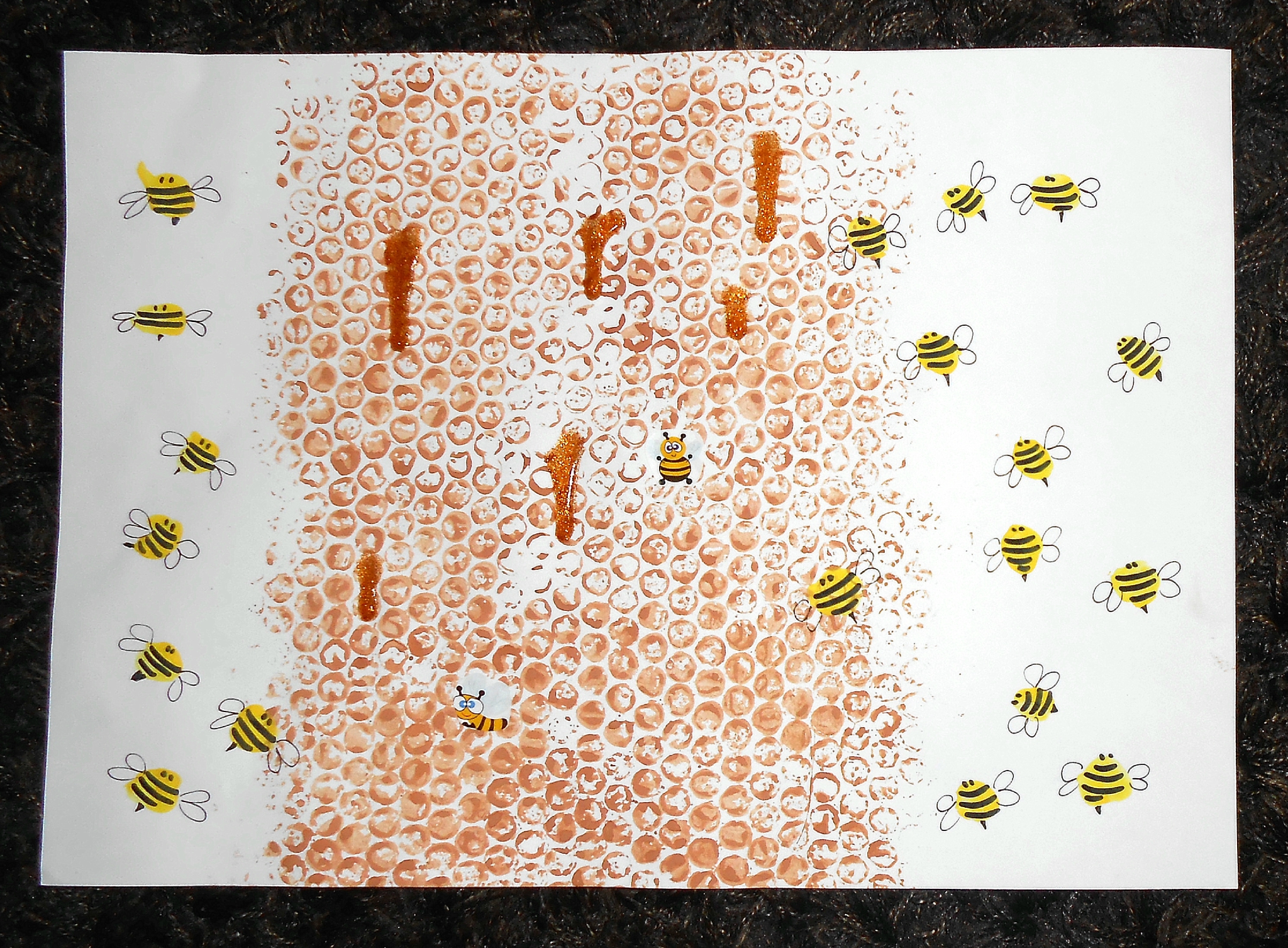 Abeilles et cadre de ruche - empreintes faciles à réaliser - La