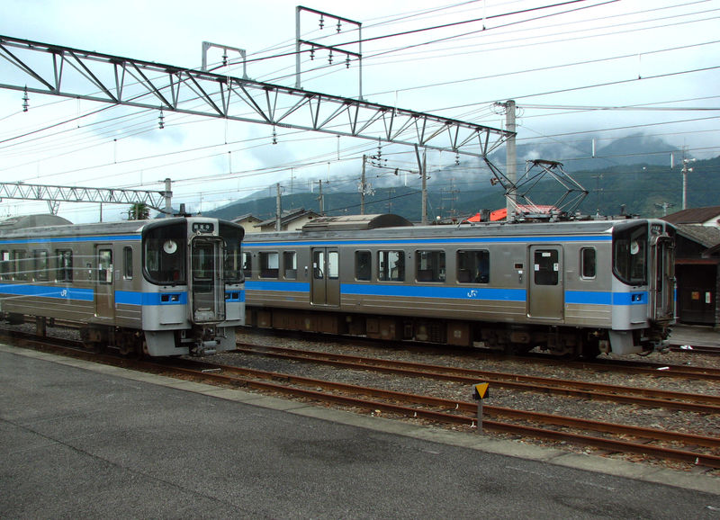 JR 7000系, Iyo-Saijyô eki