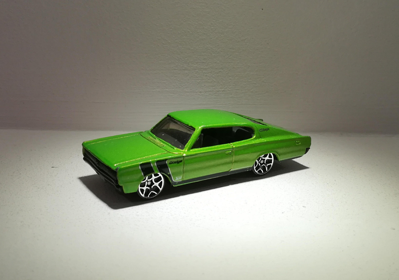 Dodge Charger de 1967 (Hotwheels) 06