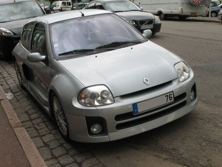 RenaultClioV6av1