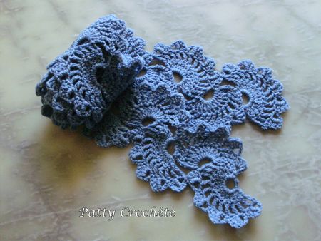 Echarpe coquille bleu jean