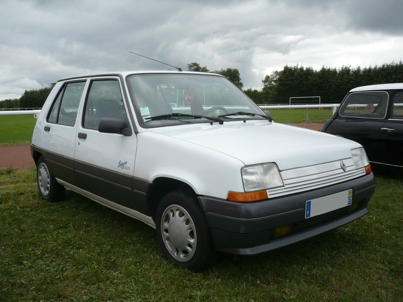 Renault super 5