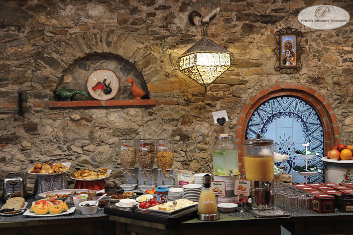 COLLIOURE_CASA_PAIRAL_Petit_Dejeuner