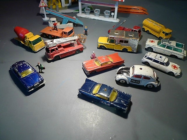 voiture miniature vintage