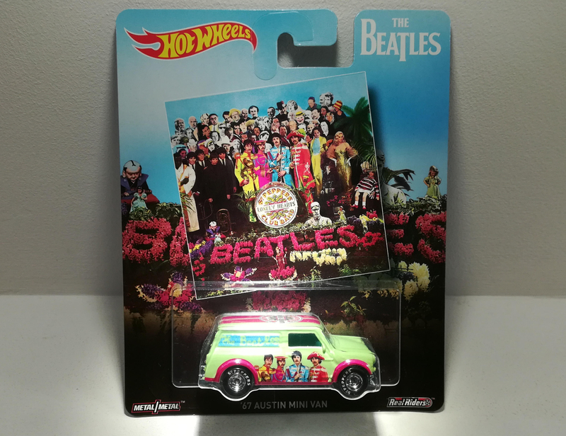 Austin Mini Van de 1967 (The Beatles) Hotwheels