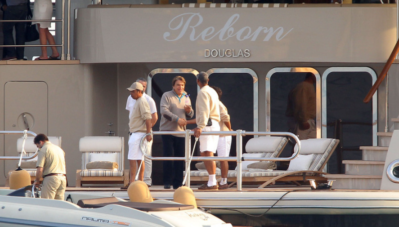 2022-11-08 20_38_11-Le méga-yacht à 800