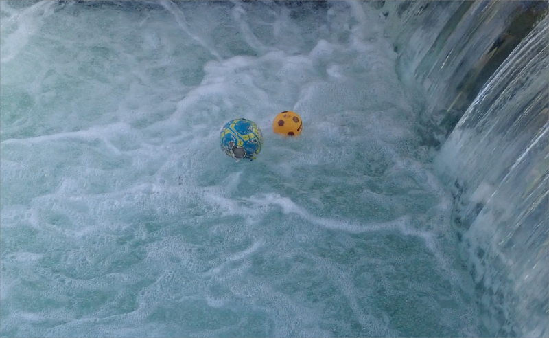 ballons chute eau 150119