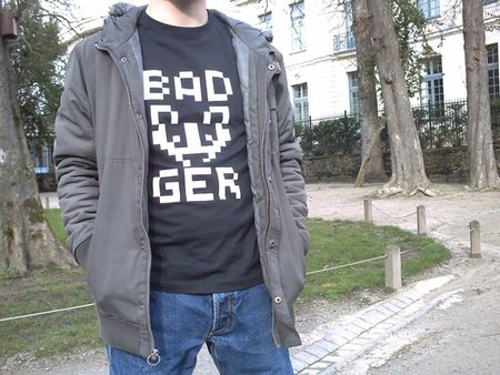 T-shirt badger pixels portÃ©